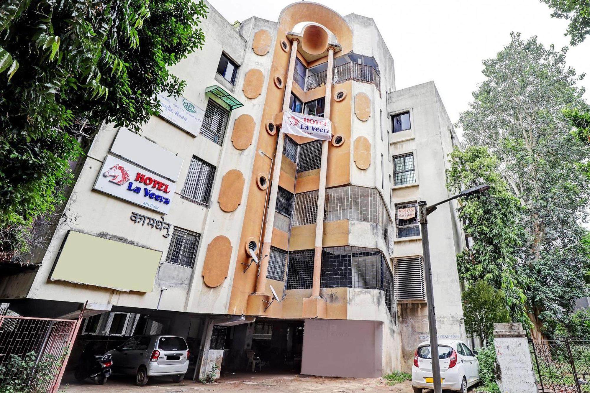 Hotel O La Veera Ahmedabad Exterior photo